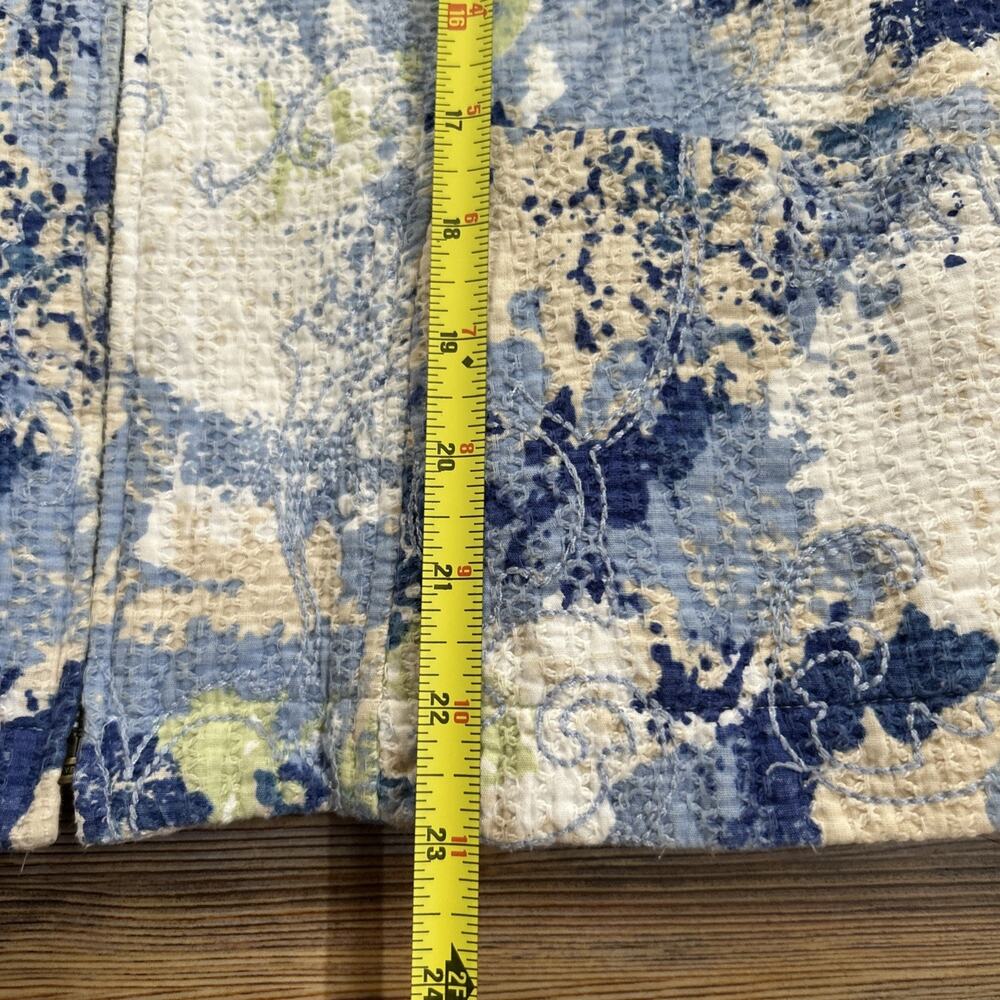 Coldwater Creek Blue White Painterly Floral Front Zip Jacket Size 14P MSRP $119 - Picture 8 of 10